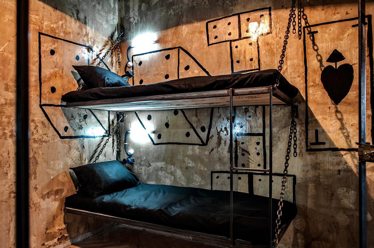 Alcatraz Jail-Hostel Tbilisi Bagian luar foto