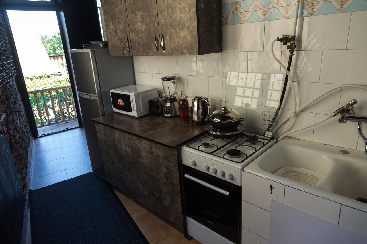 Alcatraz Jail-Hostel Tbilisi Bagian luar foto